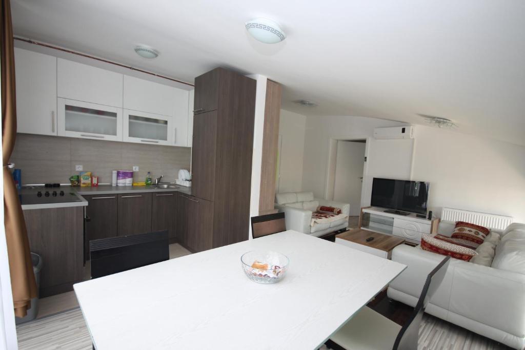 Apartment Sarajevo Apartments *